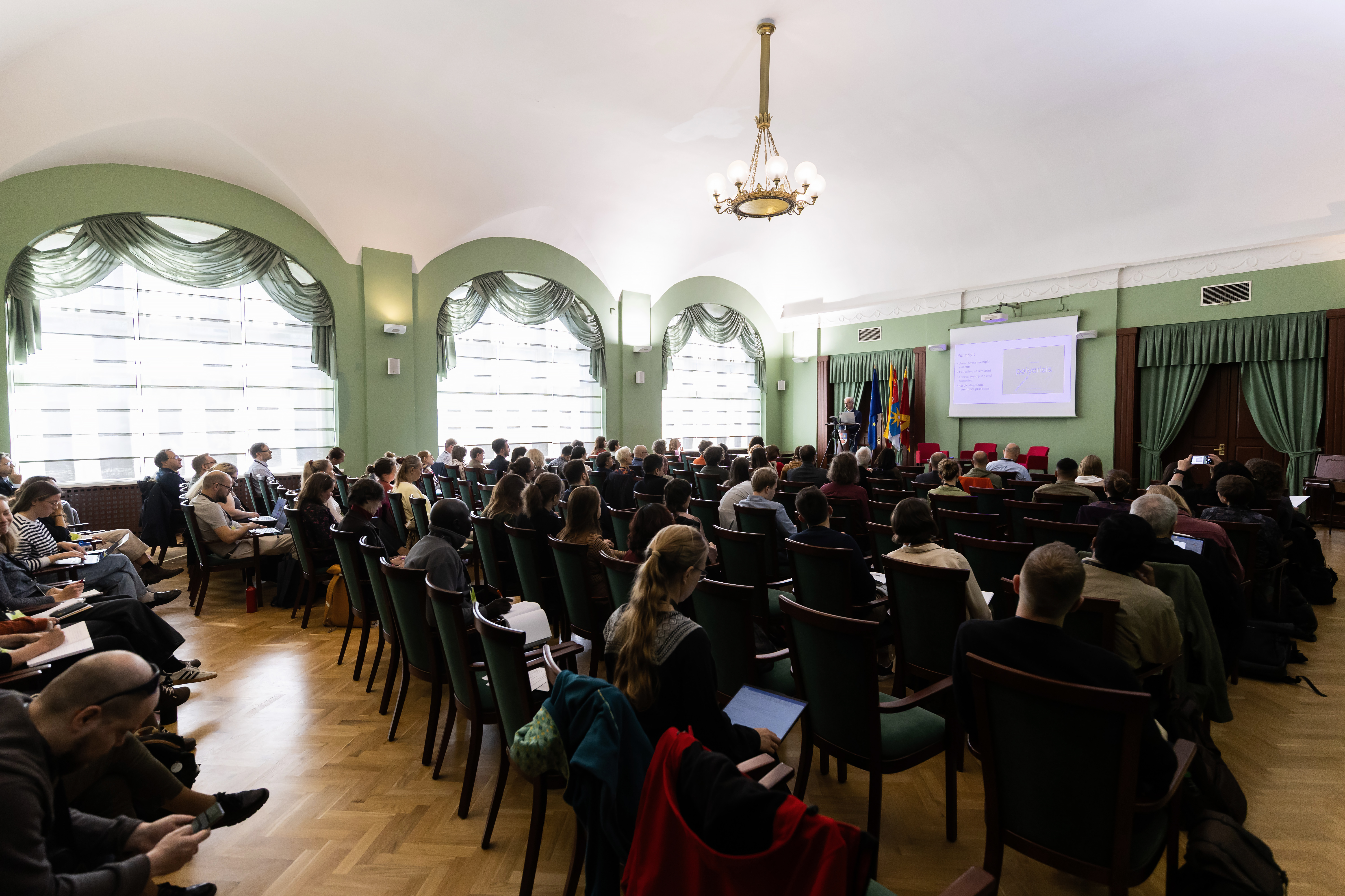 Featured image for: Advancing the equitable decarbonisation with the DeCrises project at the Joint European Conference