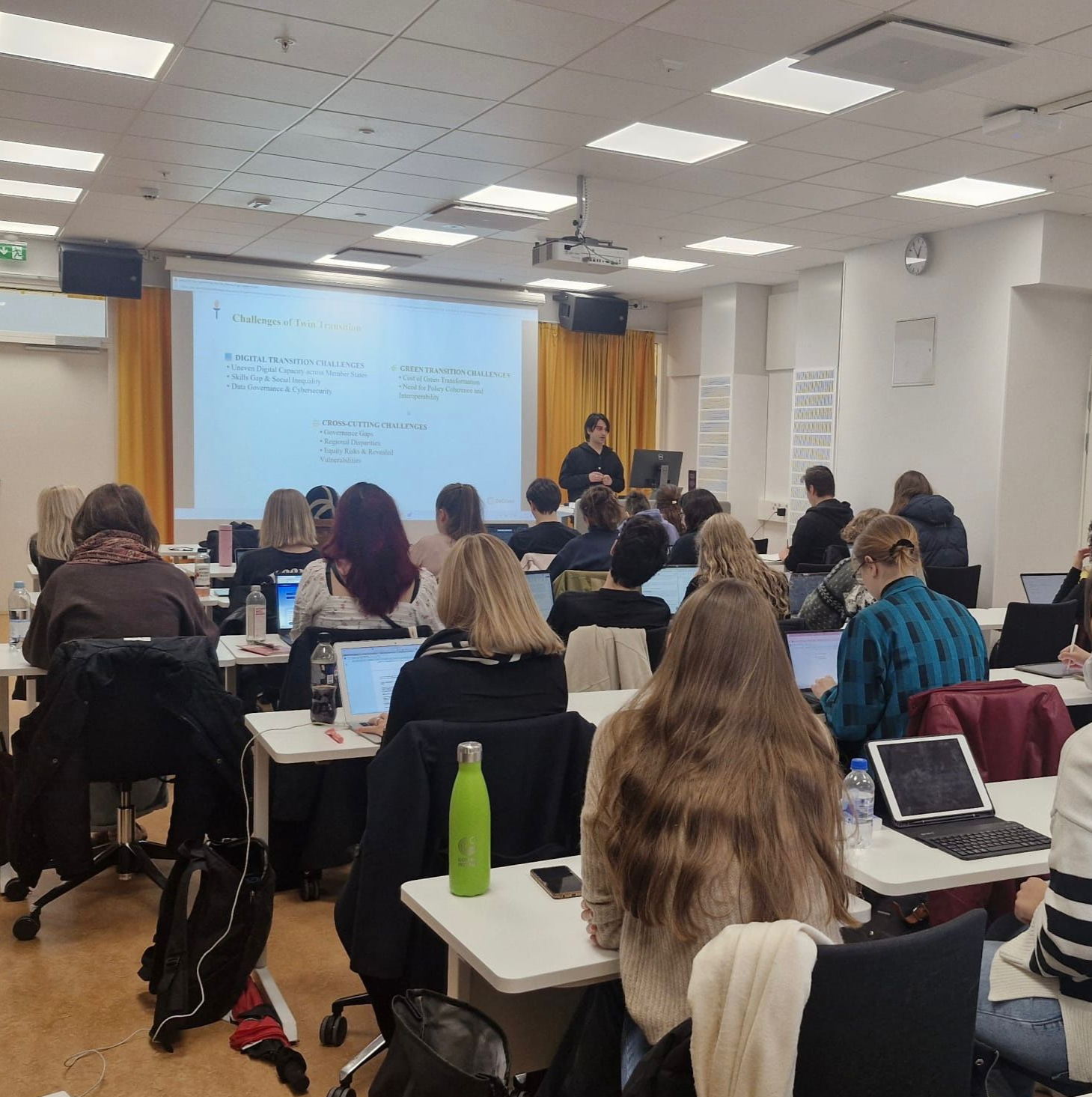 Featured image for: DeCrises: A lecture on twin transition and MLG